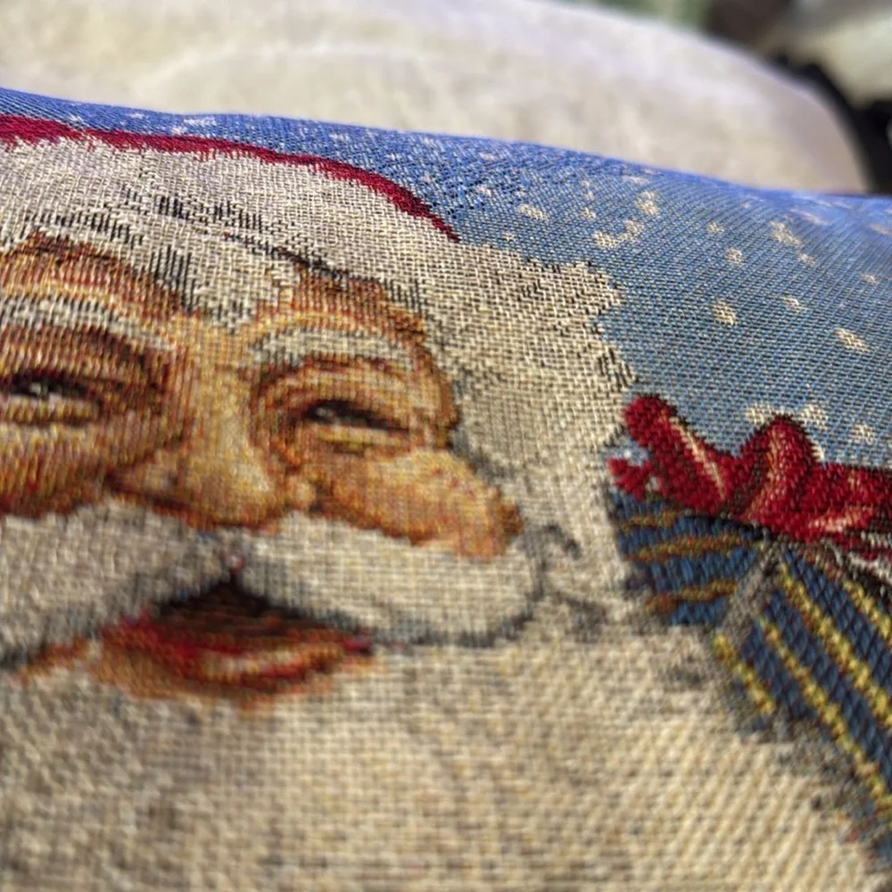 Caldeira Crosstitch Christmas stitched pillows Viral Vintage 🎅🏻
